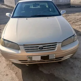 Toyota Camry 1997