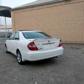 Toyota Camry 2004