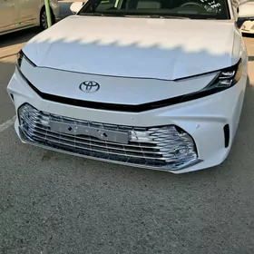 Toyota Camry 2025