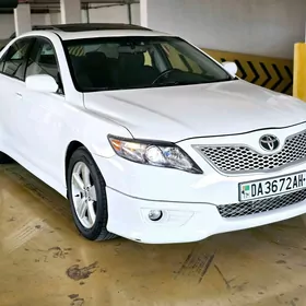 Toyota Camry 2011