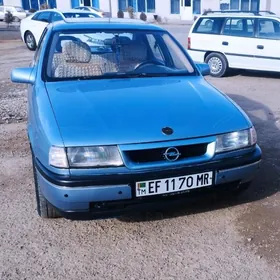 Opel Vectra 1989