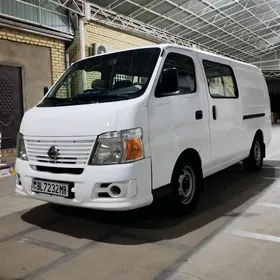 Nissan Urvan 2007