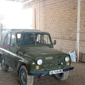 UAZ 469 1986