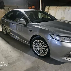 Toyota Camry 2018