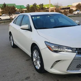 Toyota Camry 2017