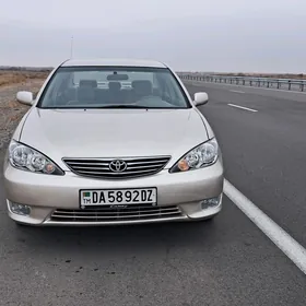 Toyota Camry 2005