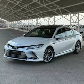 Toyota Camry 2022