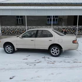 Toyota Camry 1993