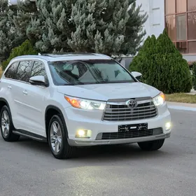 Toyota Highlander 2015