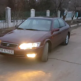 Toyota Camry 1999