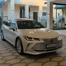 Toyota Avalon 2019