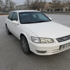 Toyota Camry 2000