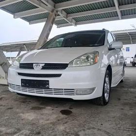 Toyota Sienna 2004