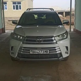 Toyota Highlander 2019