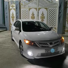 Toyota Corolla 2013