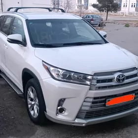 Toyota Highlander 2017