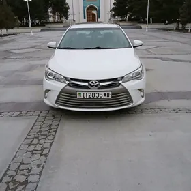 Toyota Camry 2017