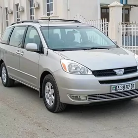 Toyota Sienna 2005