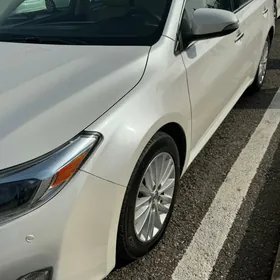 Toyota Avalon 2013