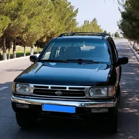 Nissan Pathfinder 1999