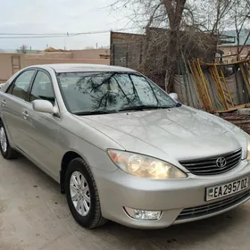 Toyota Camry 2005