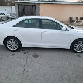 Toyota Camry 2010