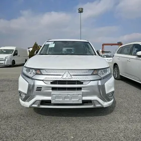 Mitsubishi Outlander 2022