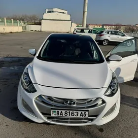 Hyundai I30 2013