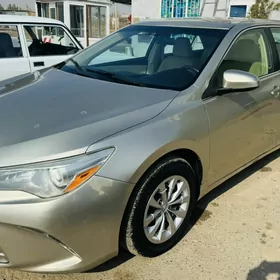 Toyota Camry 2017