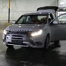 Mitsubishi Outlander 2022