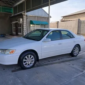 Toyota Camry 2000