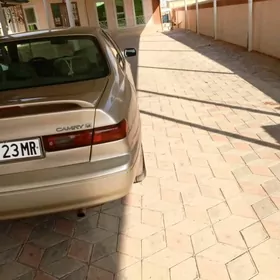 Toyota Camry 1997