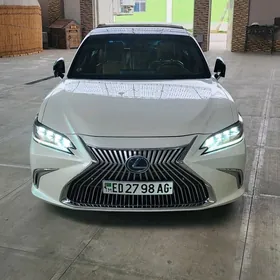 Lexus ES 350 2020