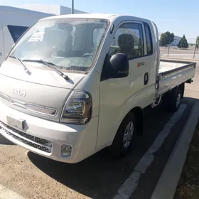 Kia Bongo 2025