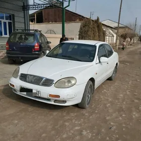 Daewoo Leganza 1998