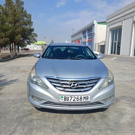 Hyundai Sonata 2011