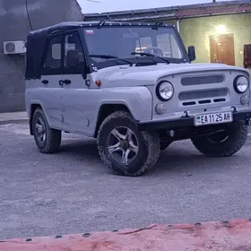 UAZ 469 2002