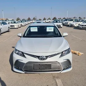 Toyota Camry 2022