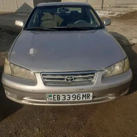 Toyota Camry 1998