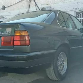 BMW 535 1989