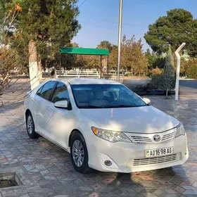 Toyota Camry 2013