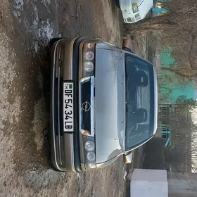 Opel Vectra 1993