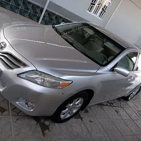 Toyota Camry 2010