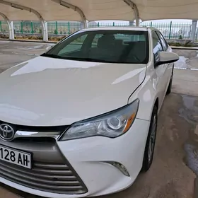 Toyota Camry 2017