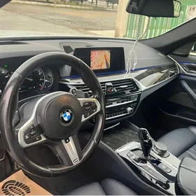 BMW 540 2019