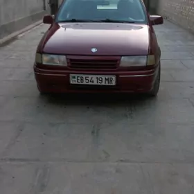 Opel Vectra 1992