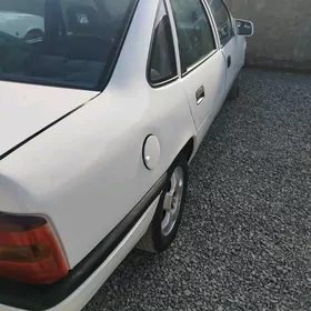 Opel Vectra 1990