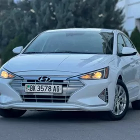 Hyundai Elantra 2020