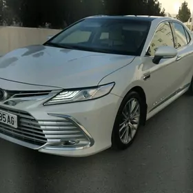 Toyota Camry 2022