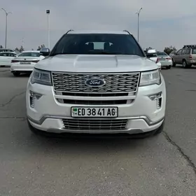 Ford Explorer 2018